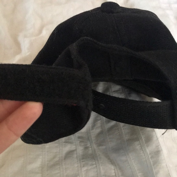 URBAN OUTFITTERS FLAME HAT - Picture 6 of 6